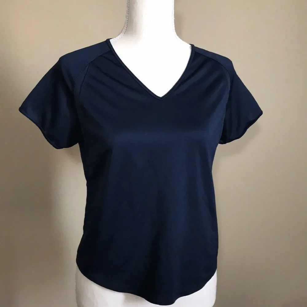 Nike V neck‎